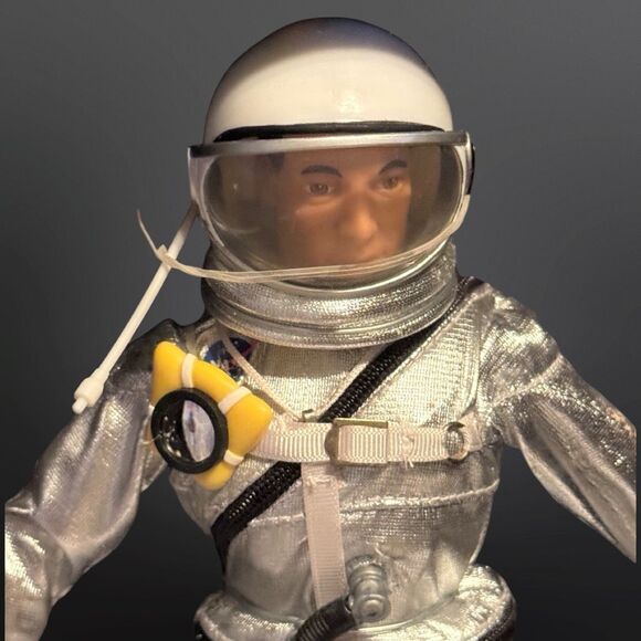 NIB 1997 G.I. Joe Classic Collection Mercury Astronaut 12” Action Figure Sealed - Picture 10 of 10
